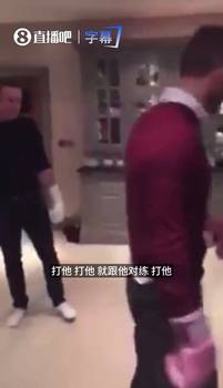 鲁尼厨房拳击名场面：被队友一拳KO，曼联传奇也怕&ldquo;硬碰硬&rdquo;